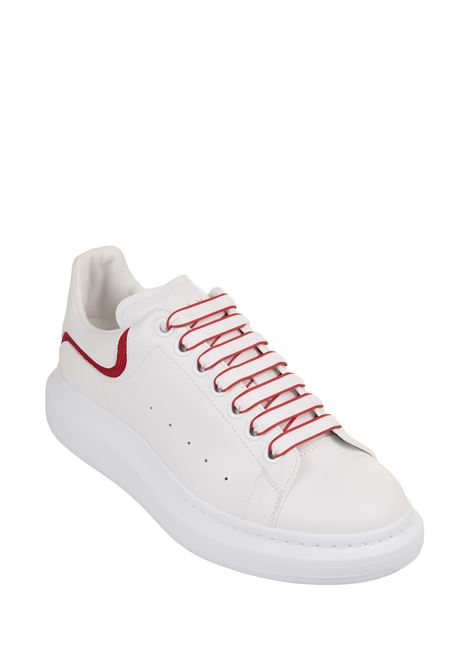 White Oversized Sneakers With Red Insert On Heel ALEXANDER MCQUEEN | 794506-WIEEW9093