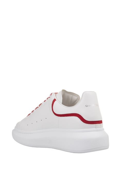 White Oversized Sneakers With Red Insert On Heel ALEXANDER MCQUEEN | 794506-WIEEW9093