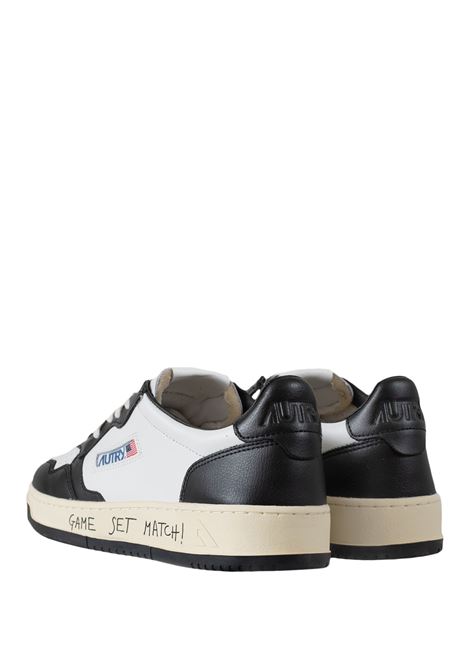 Sneakers Medalist Low In Pelle Bianca e Nera AUTRY | AULMBH02