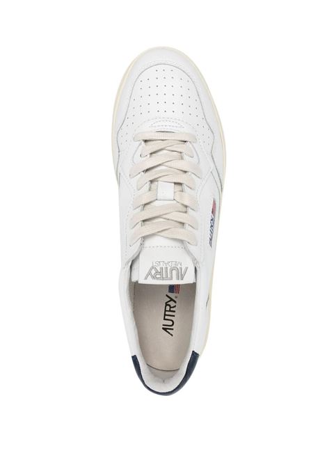 Medalist Low Sneakers In White And Navy Blue Leather AUTRY | AULMLL12