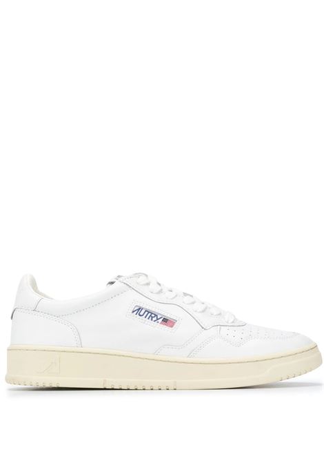 Medalist Low Sneakers In White Leather AUTRY | AULMLL15