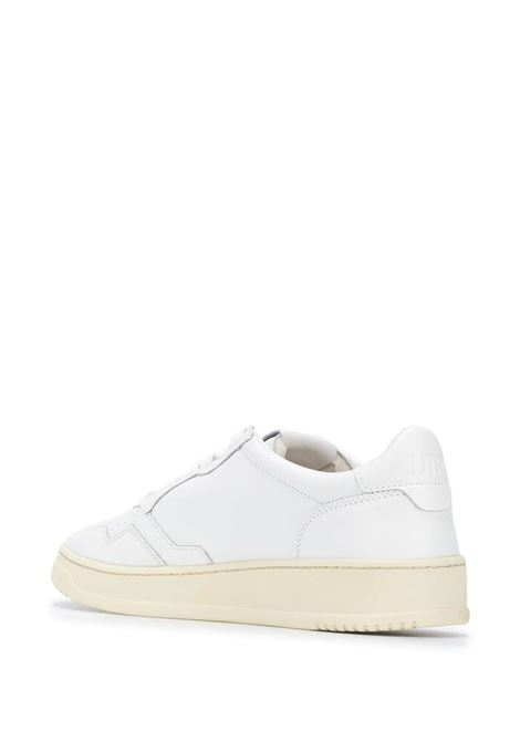 Medalist Low Sneakers In White Leather AUTRY | AULMLL15