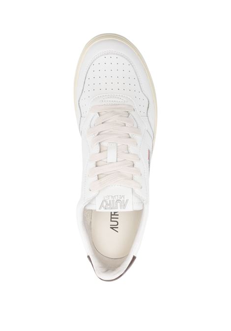 Medalist Low Sneakers In White And Brown Leather AUTRY | AULMLL53