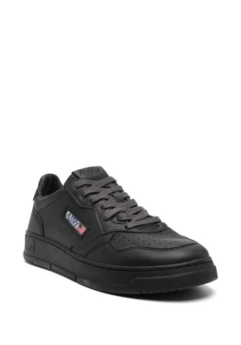 Medalist Low Sneakers In Black Leather AUTRY | AULMSG16