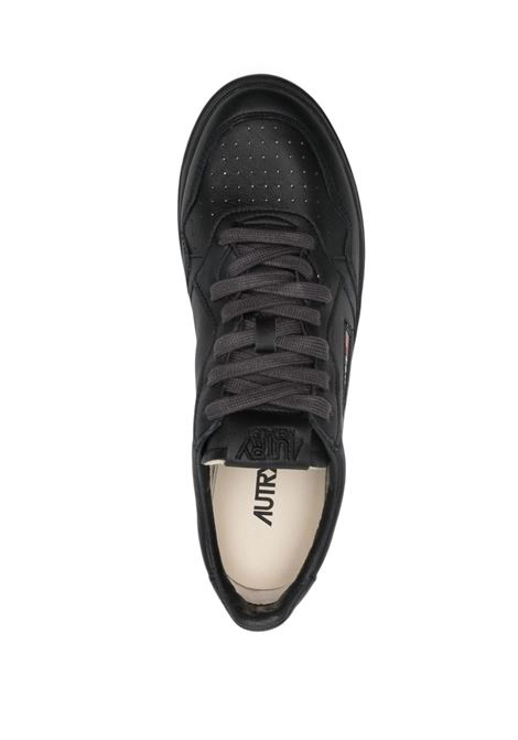 Medalist Low Sneakers In Black Leather AUTRY | AULMSG16