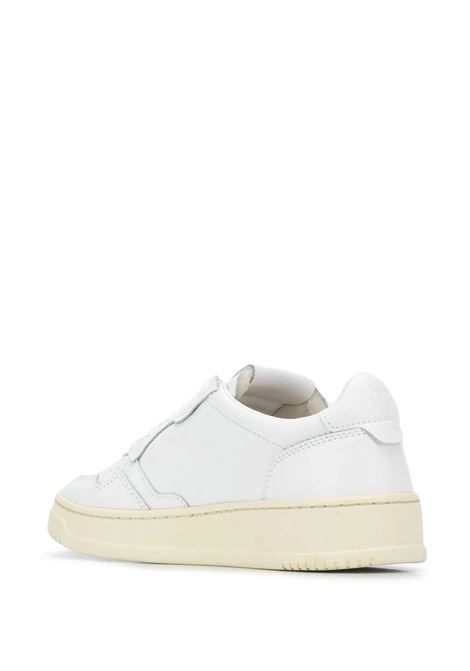 Medalist Low Sneakers In White Leather AUTRY | AULWLL15