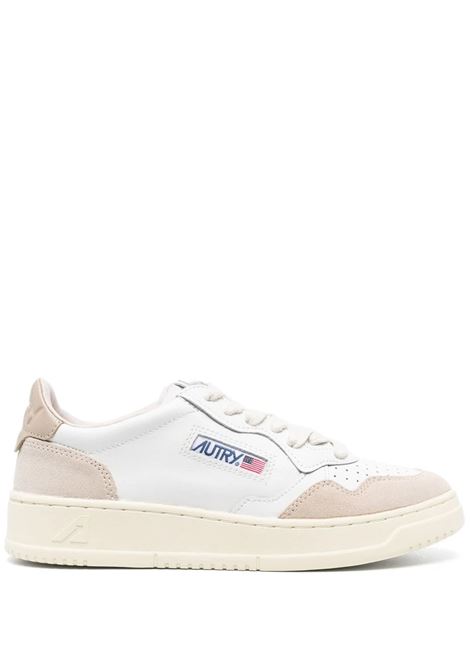 Sneakers Medalist Low In Suede e Pelle Bianca e Beige AUTRY | AULWLS58