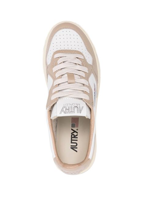 White and Pepper Leather Medalist Low Sneakers AUTRY | AULWWB51