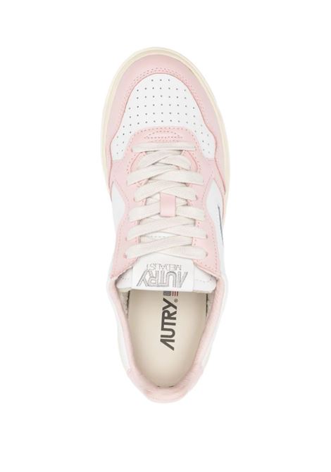 White and Powder Leather Medalist Low Sneakers AUTRY | AULWWB52