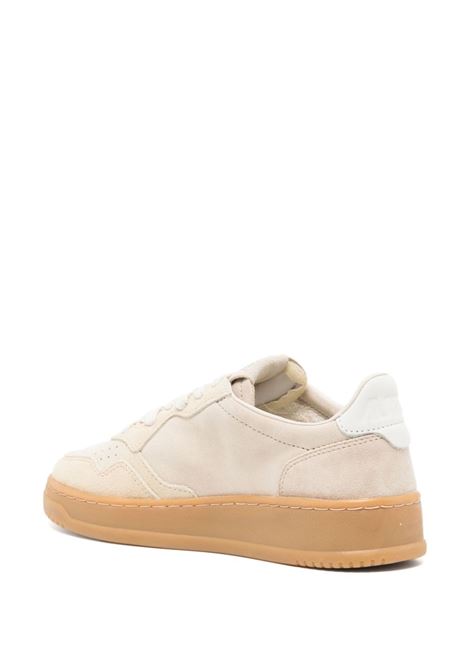 Super Vintage Medalist Low Sneakers In Beige Suede AUTRY | AULWXS17