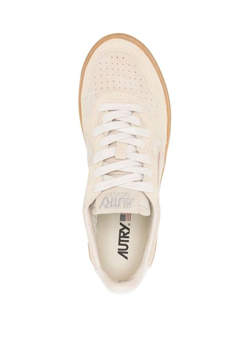 Super Vintage Medalist Low Sneakers In Beige Suede AUTRY | AULWXS17