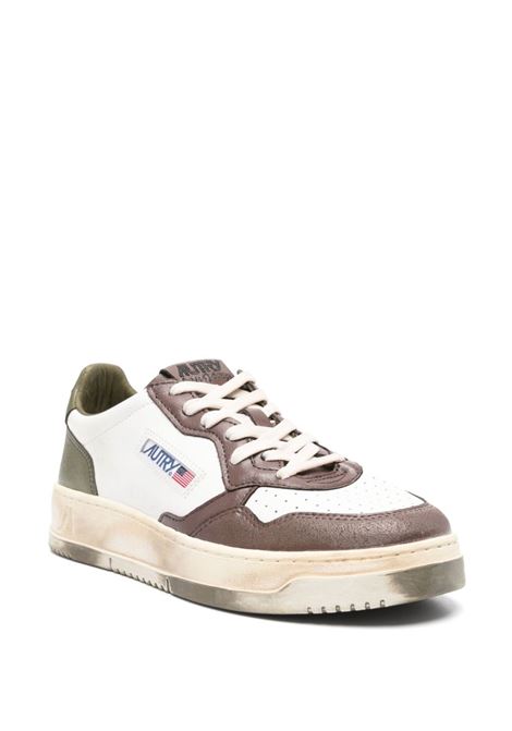 Super Vintage Medalist Low Sneakers In White, Green and Brown Leather AUTRY | AVLMVL03