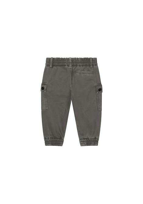 Pantaloni Cargo Grigi In Gabardina Con Placca Logata DOLCE & GABBANA KIDS | L14P66-LY090N0701