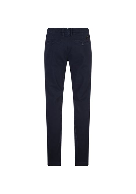 Pantaloni Bobby Slim Fit Blu Notte In Twill Garment-Dye JACOB COHEN | UP001-01-S-4216Y71