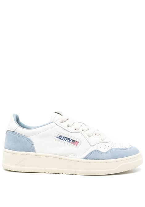 Sneakers Medalist Low In Pelle Bianca e Suede Celeste AUTRY | AULWGS38